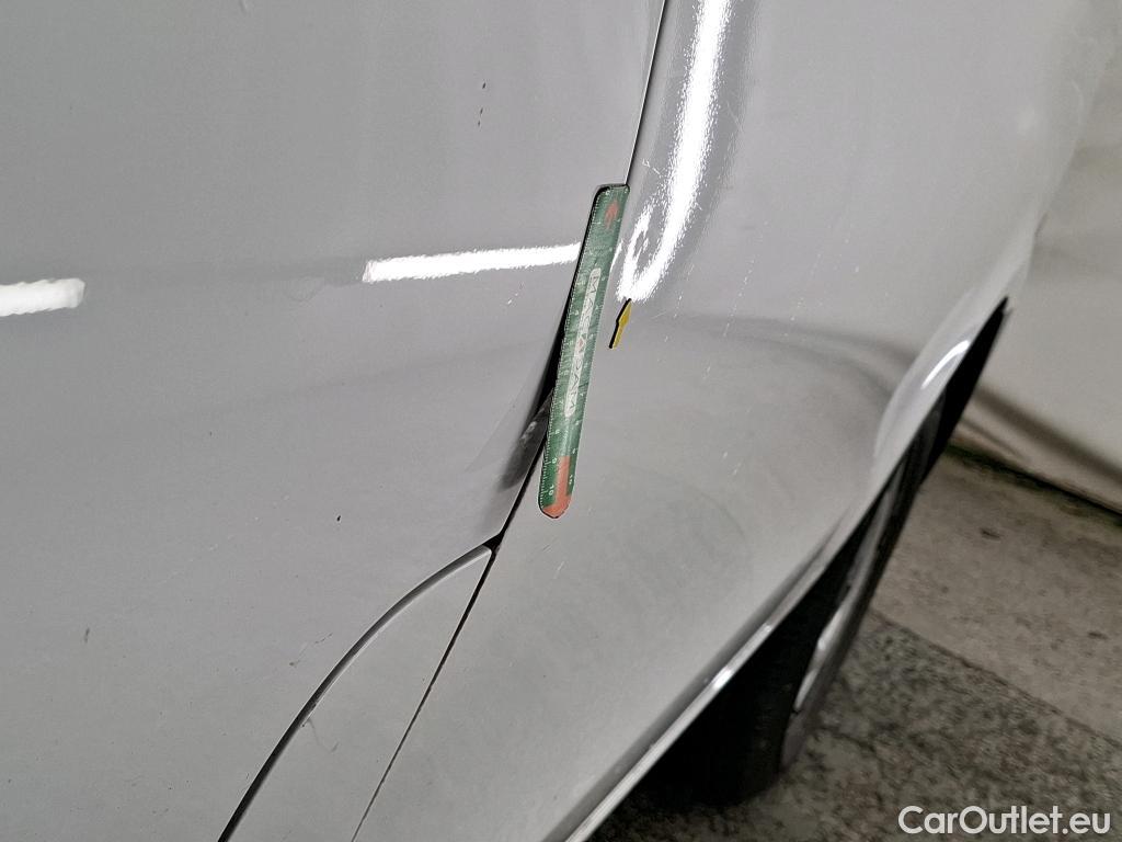  Mercedes  Vito MERCEDES-BENZ  Long / 2020 / 4P / Fourgon tôlé e- 60KWH Long #7