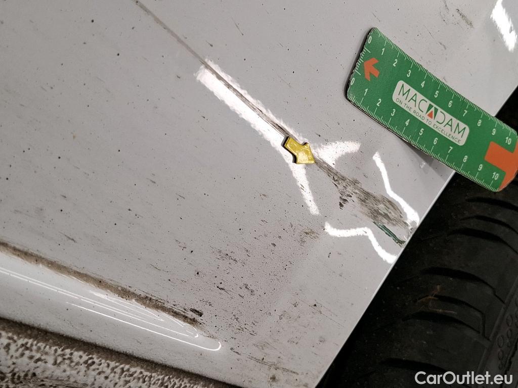  Mercedes  Vito MERCEDES-BENZ  Long / 2020 / 4P / Fourgon tôlé e- 60KWH Long #8