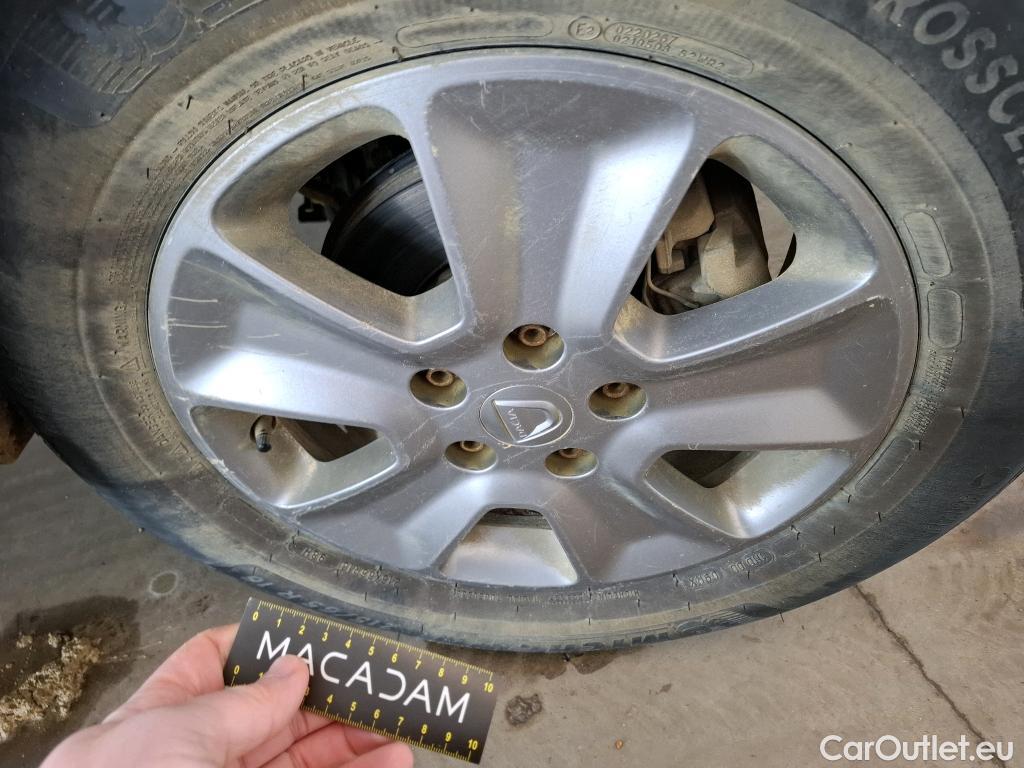  Dacia  Duster  I Lauréate Plus 4x4 1.5 dCi 110CV BVM6 E6 / TRANSFO VP VF
 #48