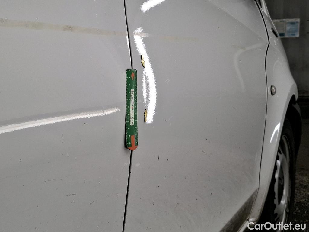  Mercedes  Vito MERCEDES-BENZ  Long / 2020 / 4P / Fourgon tôlé e- 60KWH Long #47