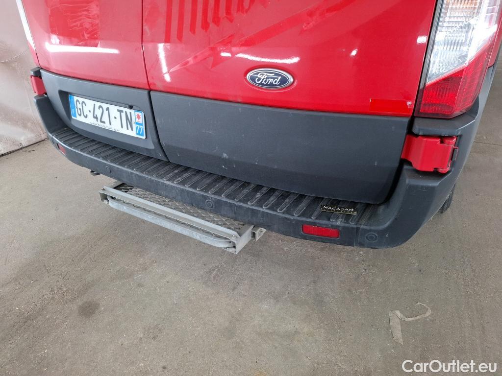  Ford  Transit FORD  / 2019 / 4P / Fourgon tôlé 2.0 ECOB 130PS 350 L3H2 FWD AMBIENTE #15