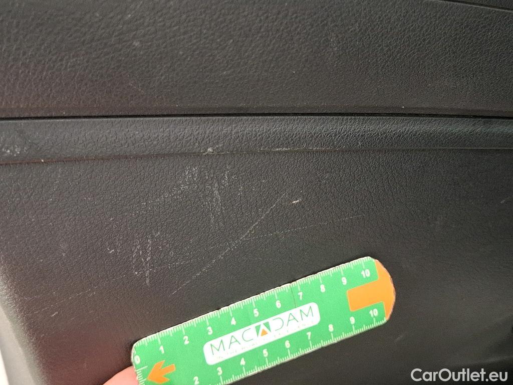  Mercedes  Vito MERCEDES-BENZ  Long / 2020 / 4P / Fourgon tôlé e- 60KWH Long #45