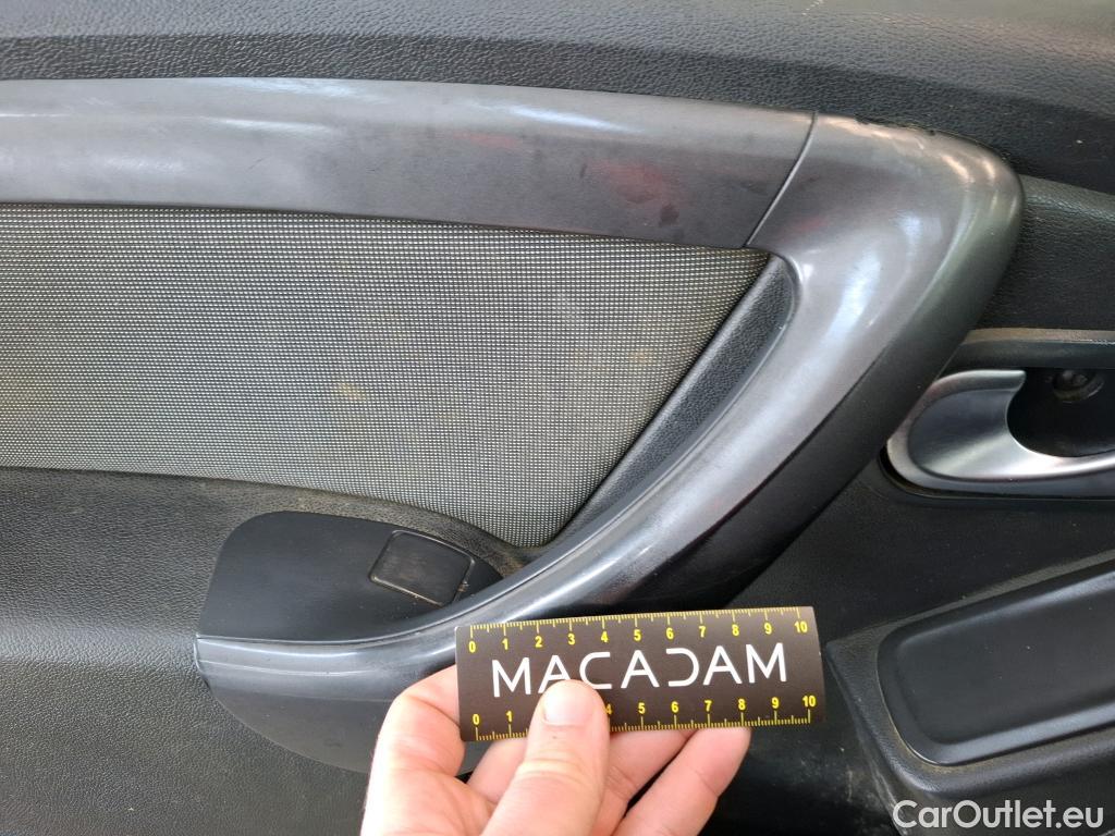  Dacia  Duster  I Lauréate Plus 4x4 1.5 dCi 110CV BVM6 E6 / TRANSFO VP VF
 #81