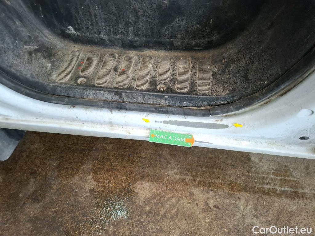  Renault  Master  III Fourgon L2H2 3 5 Grand Confort dCi 130CV BVM6 E6 #33