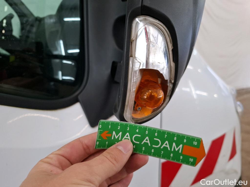  Renault  Master  III Fourgon L2H2 3 5 Grand Confort dCi 130CV BVM6 E6 #44