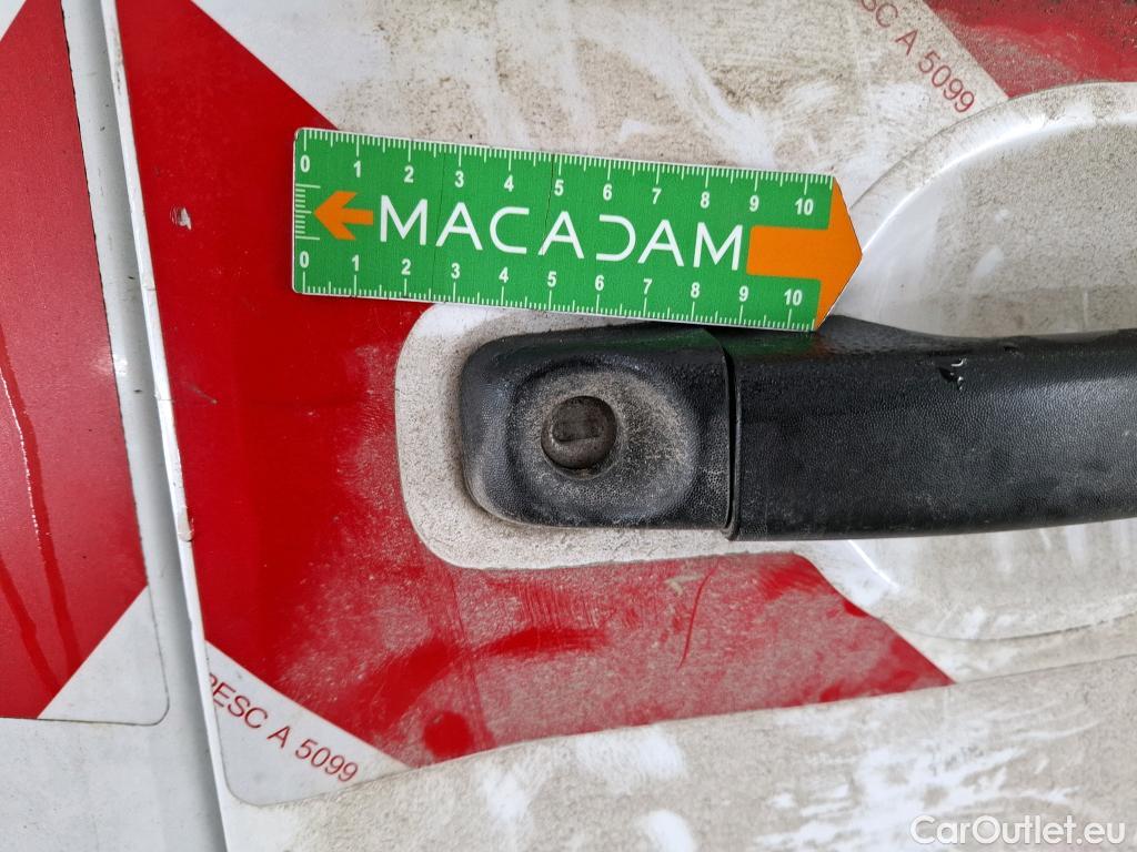  Renault  Master  III Fourgon L2H2 3 5 Grand Confort dCi 130CV BVM6 E6 #29