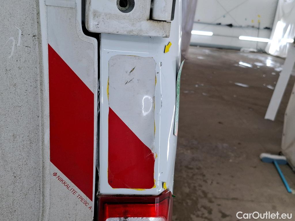  Renault  Master  III Fourgon L2H2 3 5 Grand Confort dCi 130CV BVM6 E6 #23