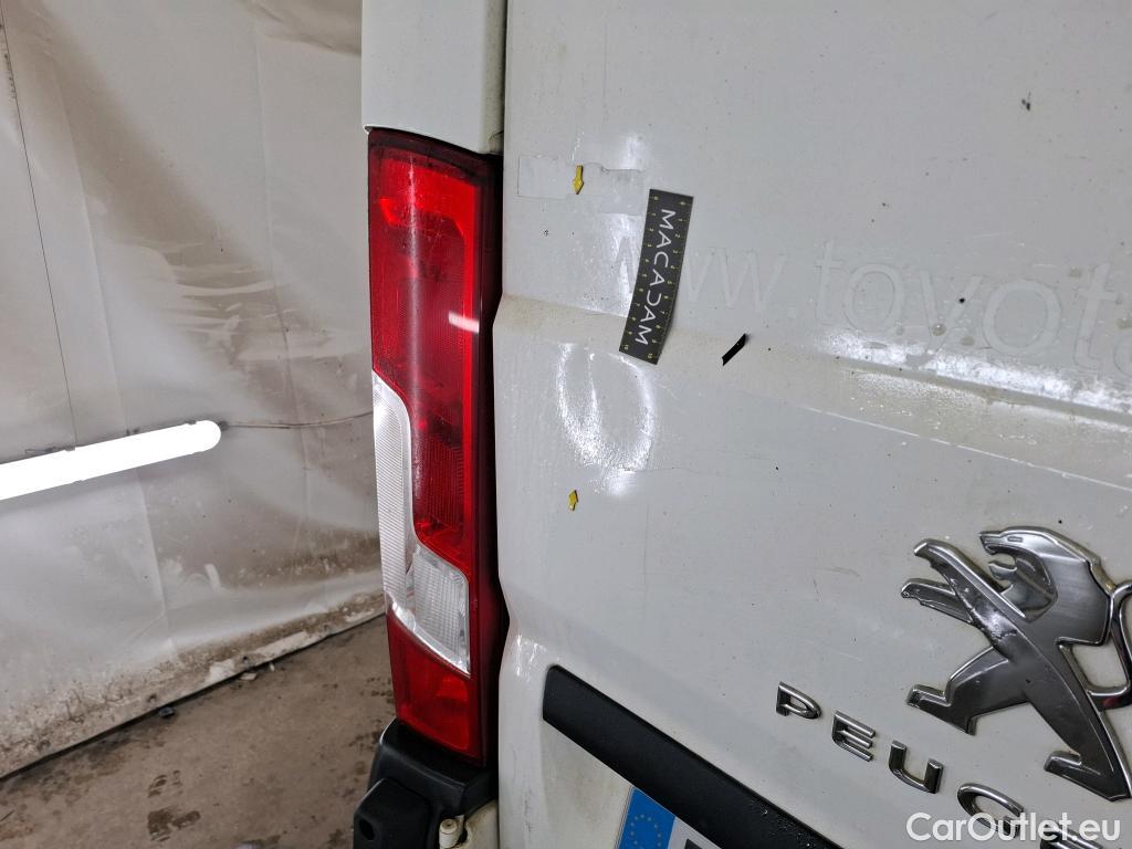  Peugeot  Boxer PEUGEOT  VU 4p Fourgon BLUEHDI 130 PREMIUM PA 333 L2H2 #13