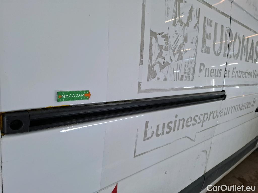  Renault  Master  III Fourgon L2H2 3 5 Grand Confort dCi 130CV BVM6 E6 #52