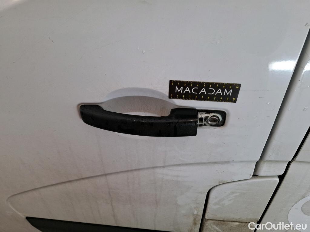  Renault  Master  benne dble cabine L3H1 3 5t 2.3 dCi 145CV BVM6 VI #11