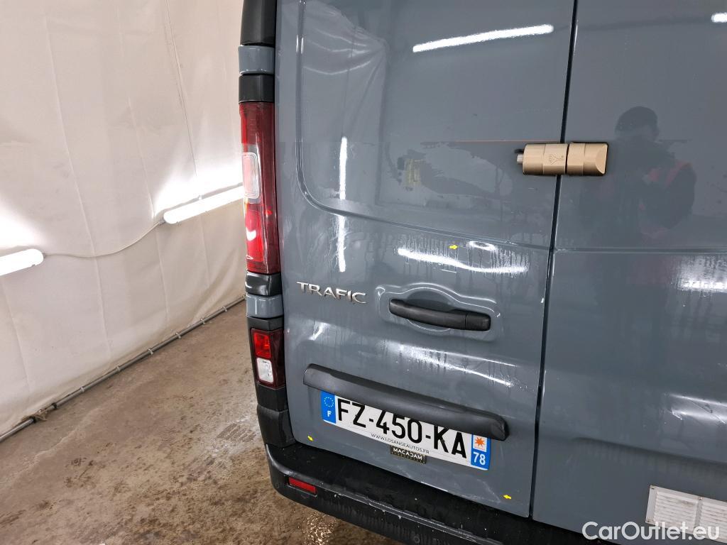  Renault  Trafic RENAULT  / 2019 / 4P / Fourgon tole FG GCF L1H1 1200 Energy dCi 145 EDC #1