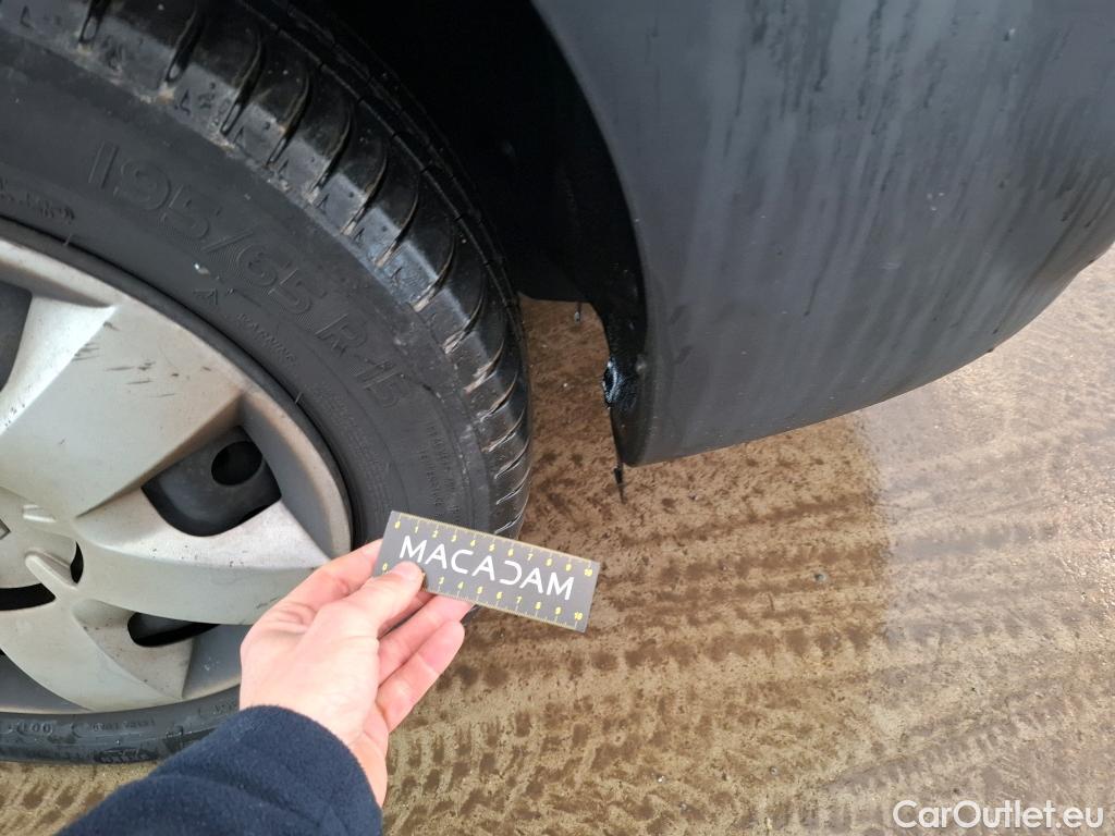  Renault  Kangoo  Express Maxi Extra (Série Spéciale) 1.5 dCi 90CV BVM5 E6 #9