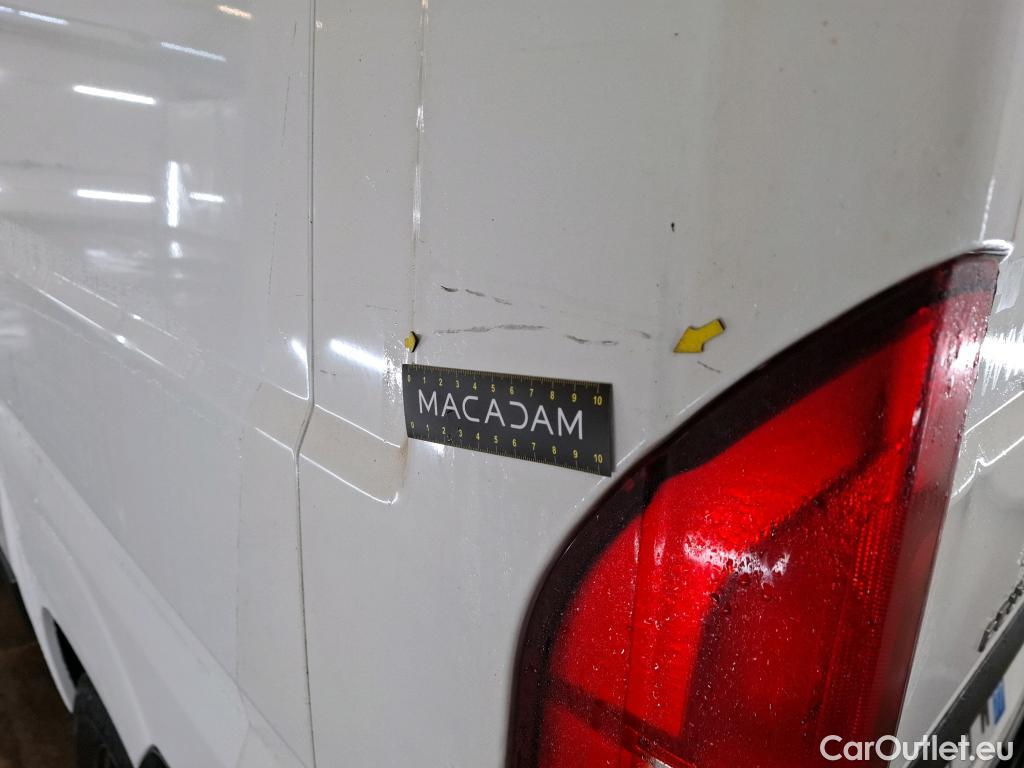  Peugeot  Boxer PEUGEOT  VU 4p Fourgon BLUEHDI 130 PREMIUM PA 333 L2H2 #18