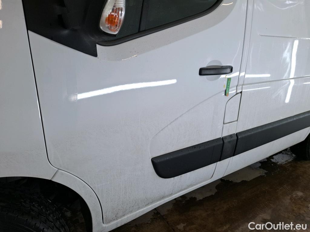  Renault  Master RENAULT  / 2019 / 4P / Fourgon tôlé FG Tr GCF F3300 L1H1 Blue dCi 135 #31