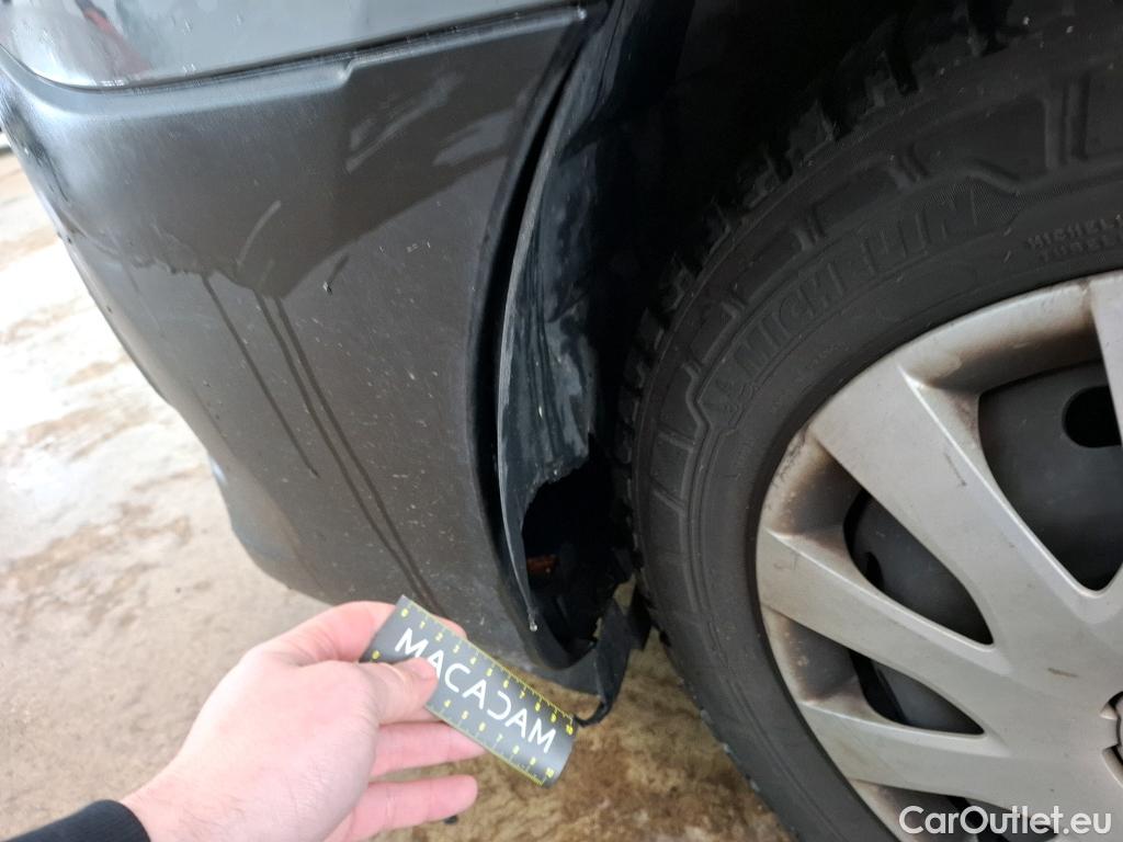  Renault  Trafic RENAULT  / 2019 / 4P / Fourgon tole FG GCF L1H1 1200 Energy dCi 145 EDC #19