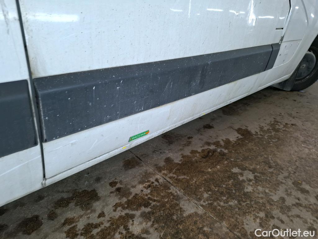  Renault  Master  III Fourgon L2H2 3 5 Grand Confort dCi 130CV BVM6 E6 #13