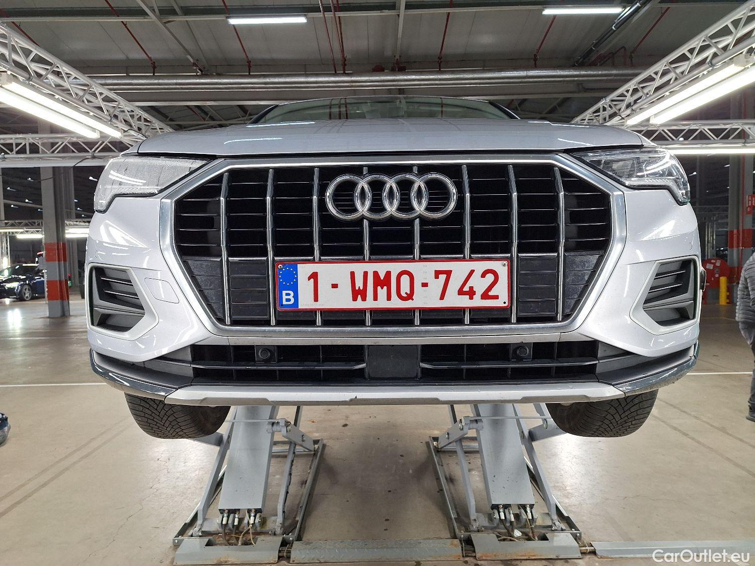  Audi  Q3 Audi,  '18, Audi  35 TFSI S tronic Advanced 5d #4