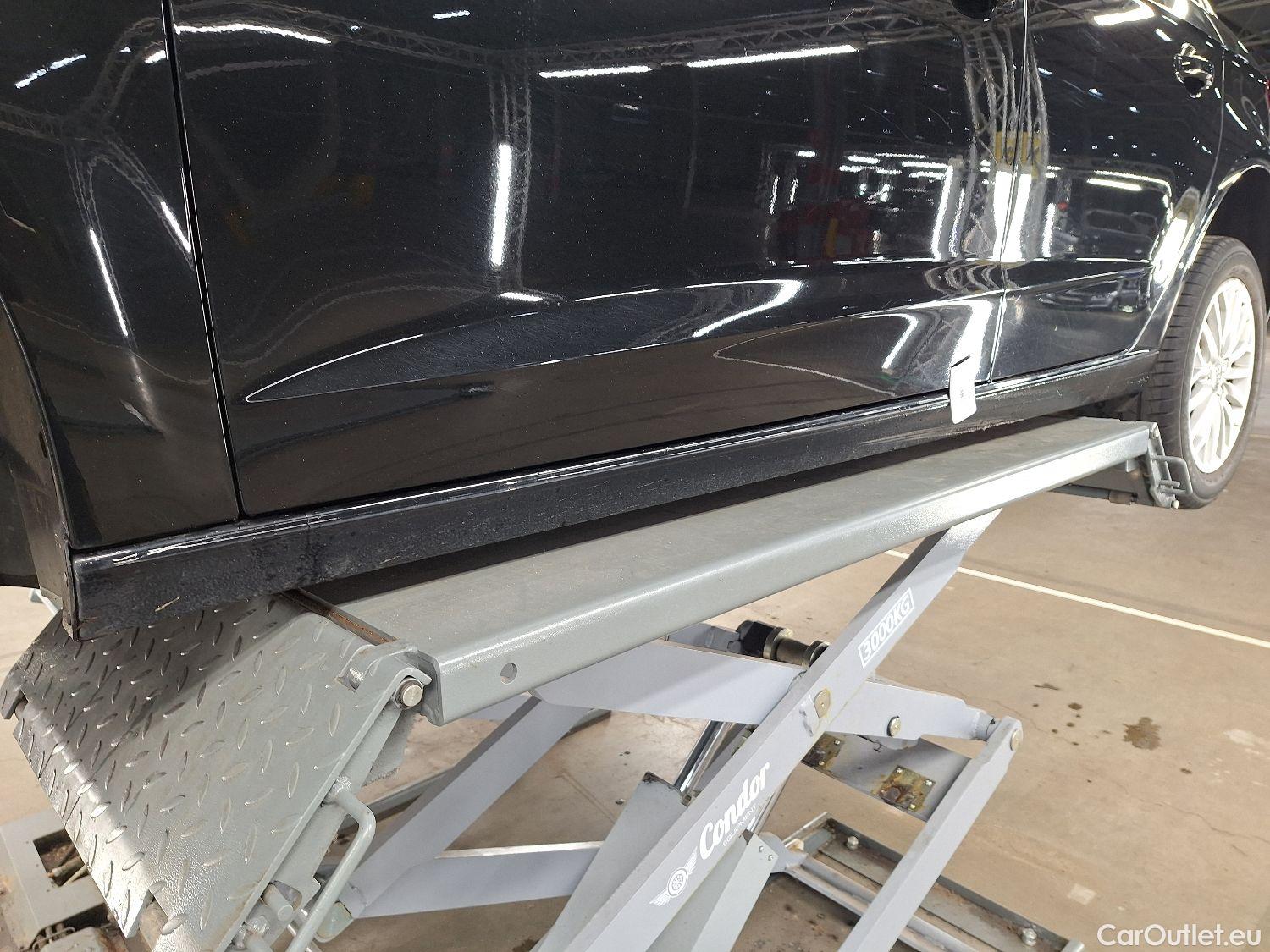  Audi  A3 Audi,  Sportback FL'16, Audi  Sportback 1.6 TDi 85kW S tronic Business E #21