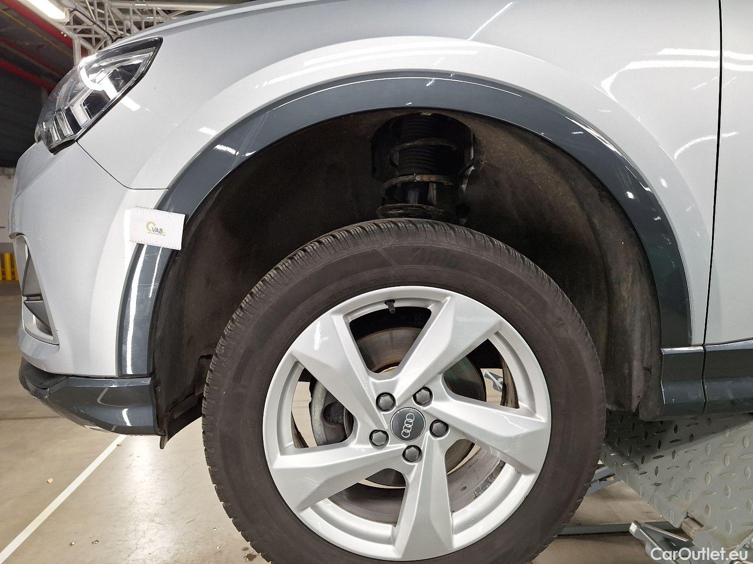  Audi  Q3 Audi,  '18, Audi  35 TFSI S tronic Advanced 5d #21