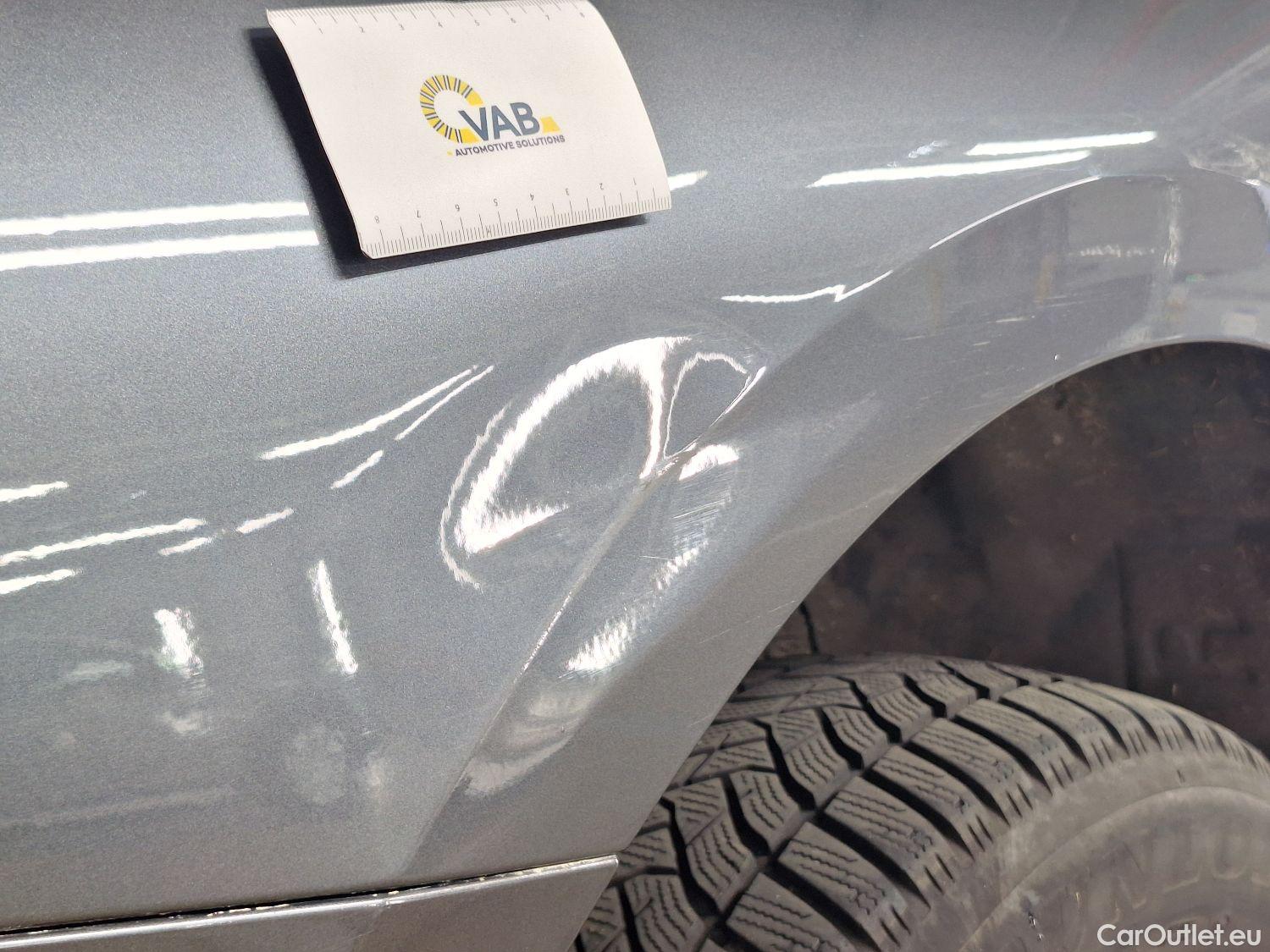  Bmw  Serie 3 BMW, 3-serie '18, BMW 3 Reeks Berline 318d (100 kW) 4d #28