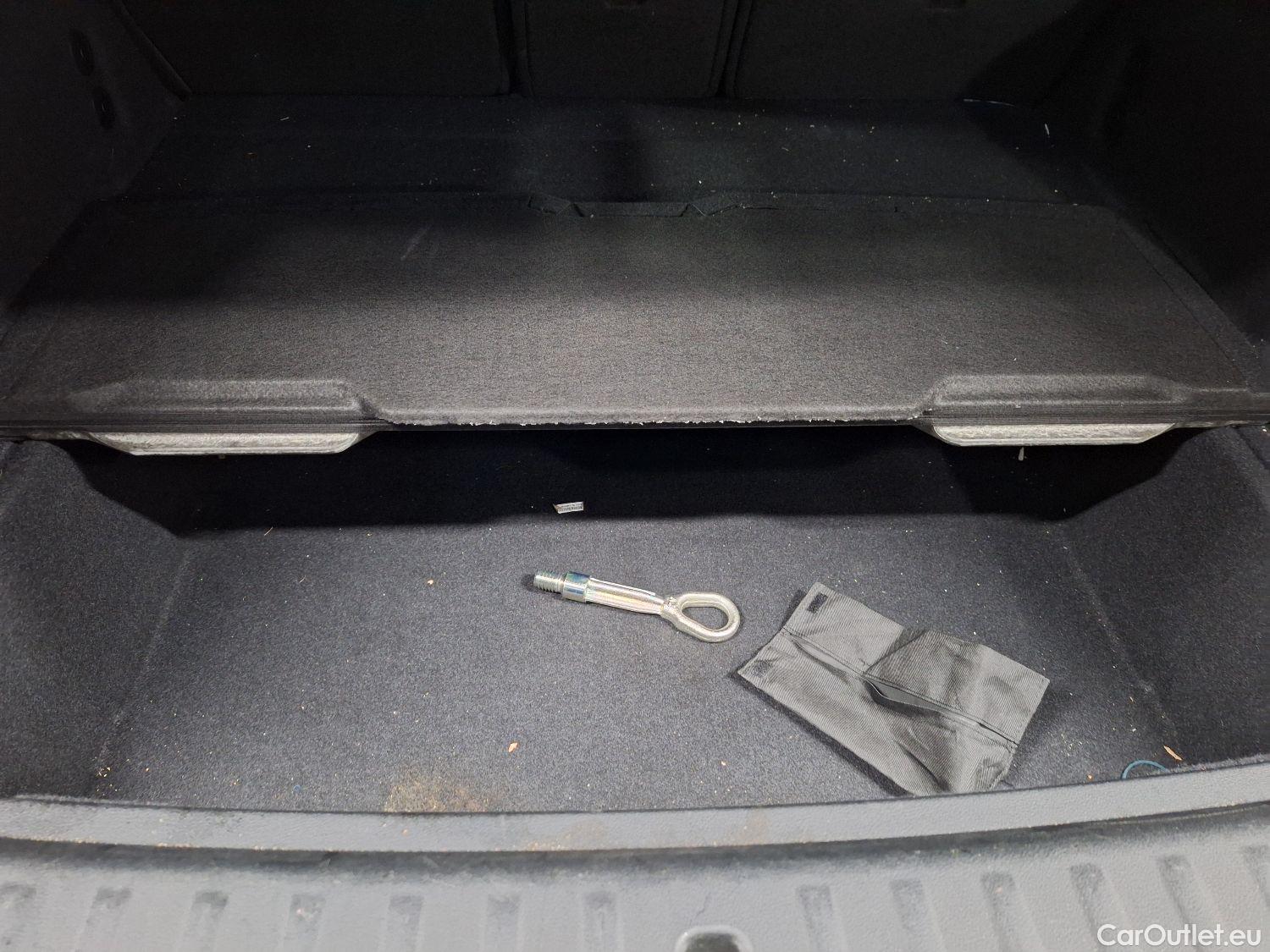  Bmw  X1 BMW,  '22, BMW  sDrive18d (110 kW) 5d #2