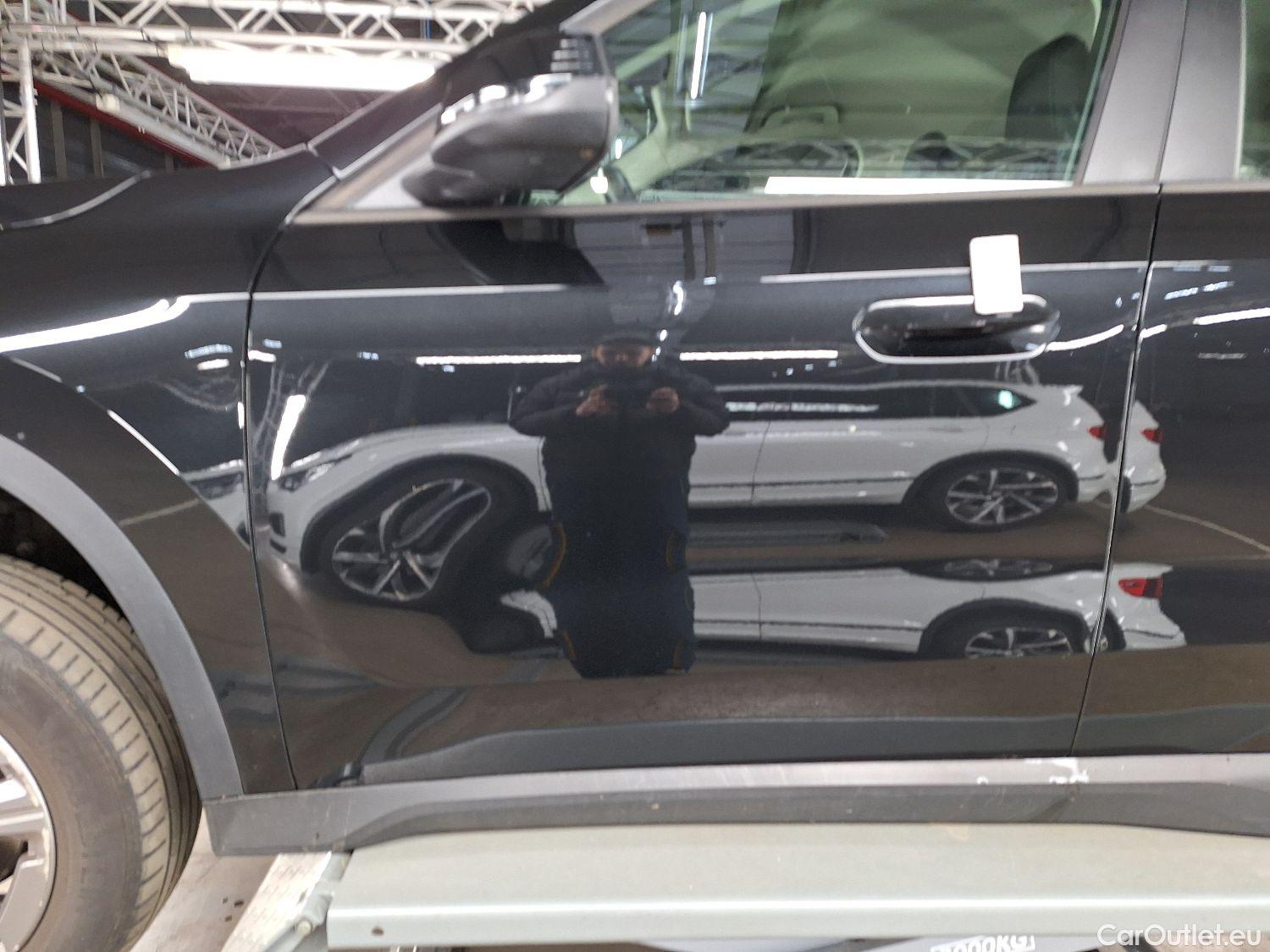  Bmw  X1 BMW,  '22, BMW  sDrive18d (110 kW) 5d #33