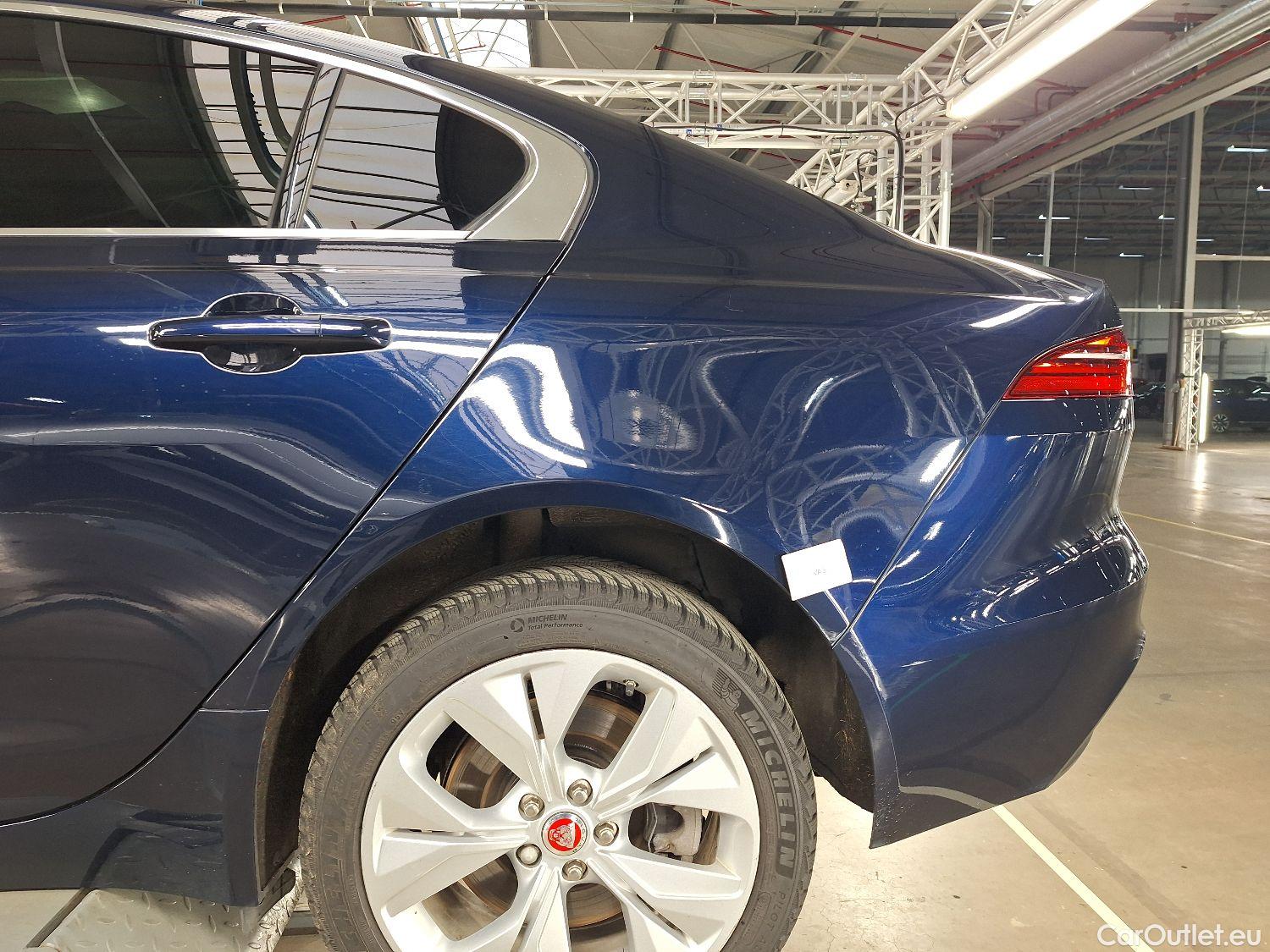  Jaguar  XE Jaguar,  FL'19, Jaguar  D180 Aut. S 4d #24