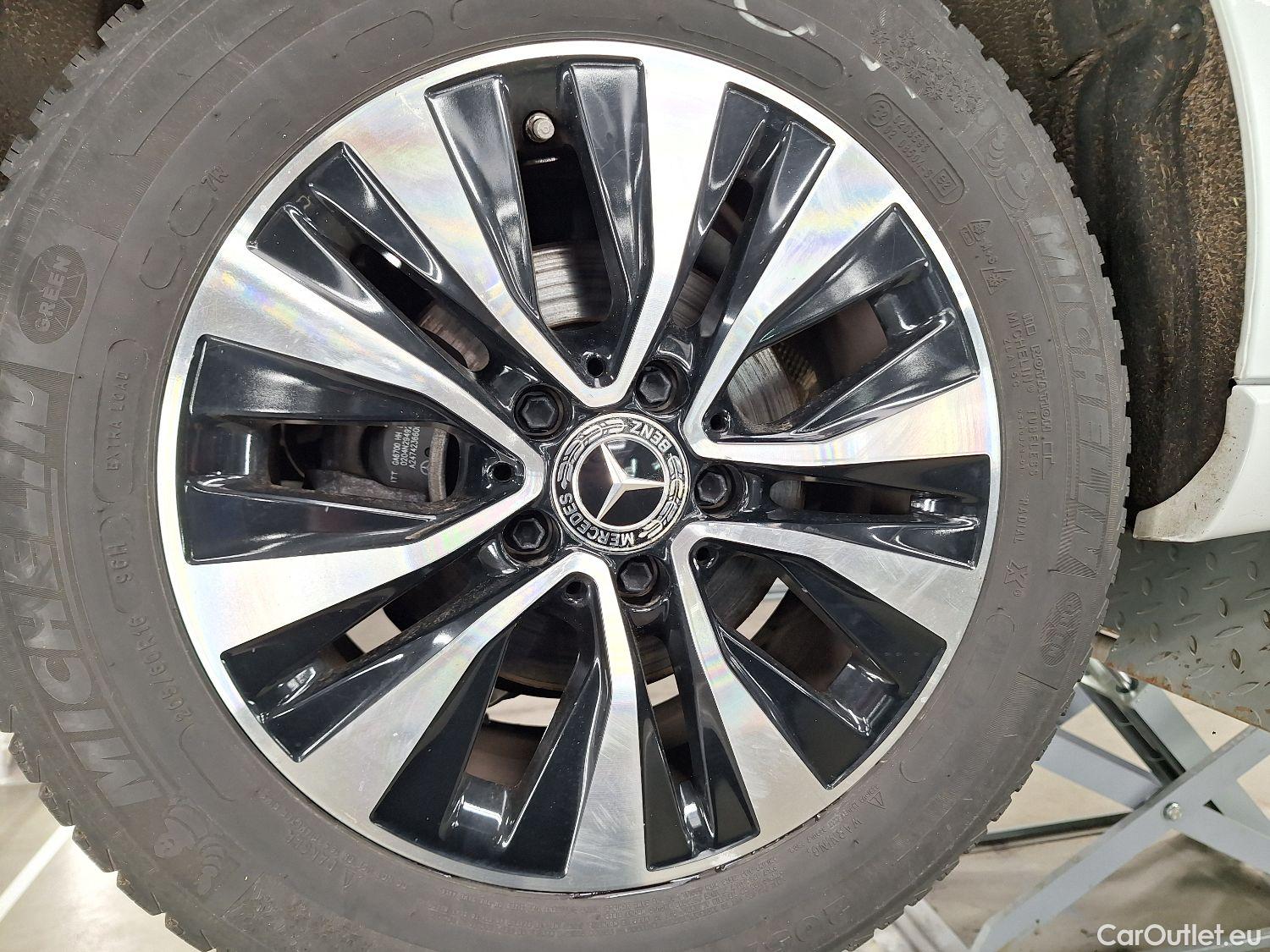  Mercedes  A-Klasse Mercedes, A-Class '18, Mercedes-Benz  A 180 d DCT Business Soluti #4