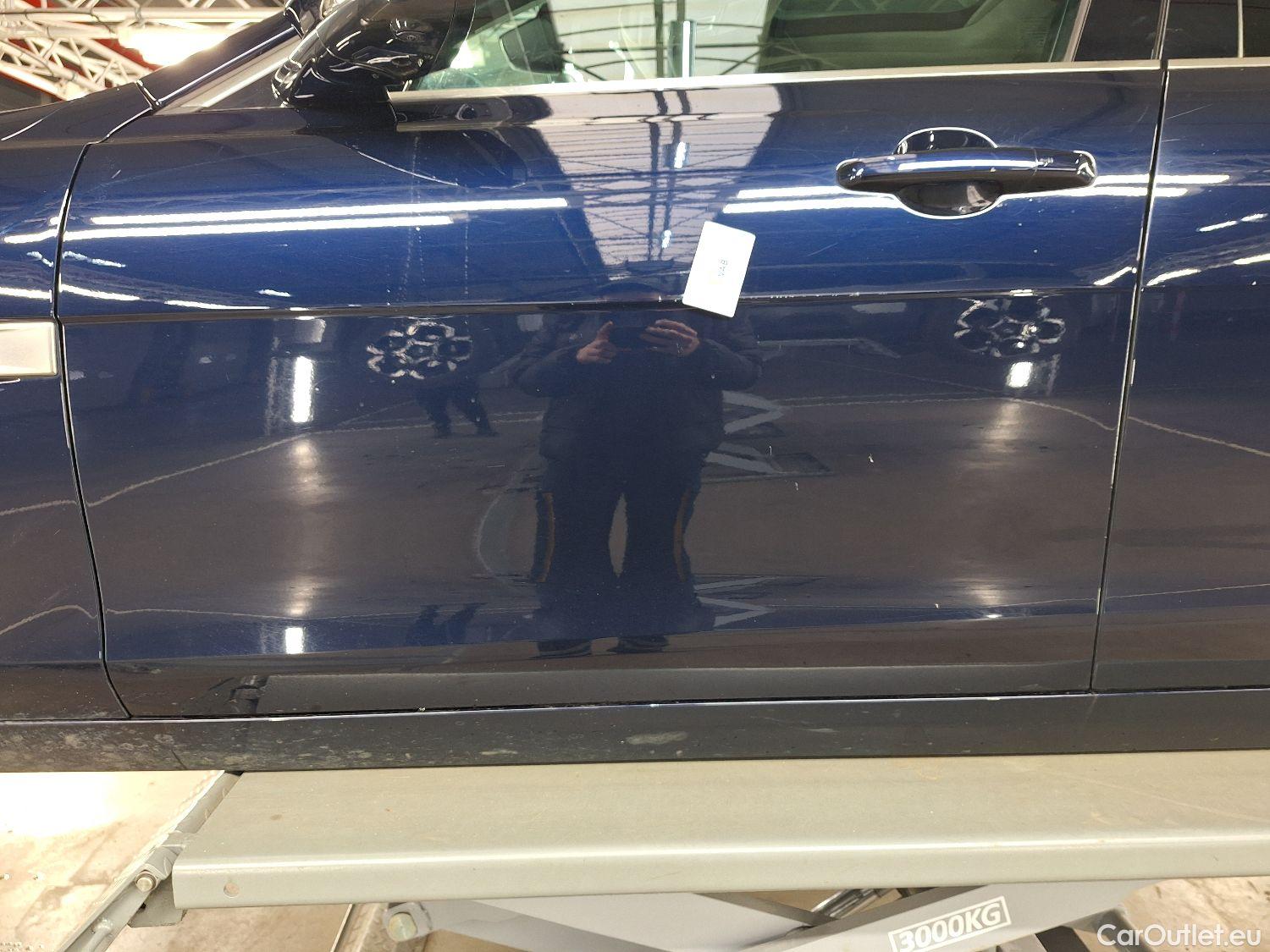  Jaguar  XE Jaguar,  FL'19, Jaguar  D180 Aut. S 4d #33