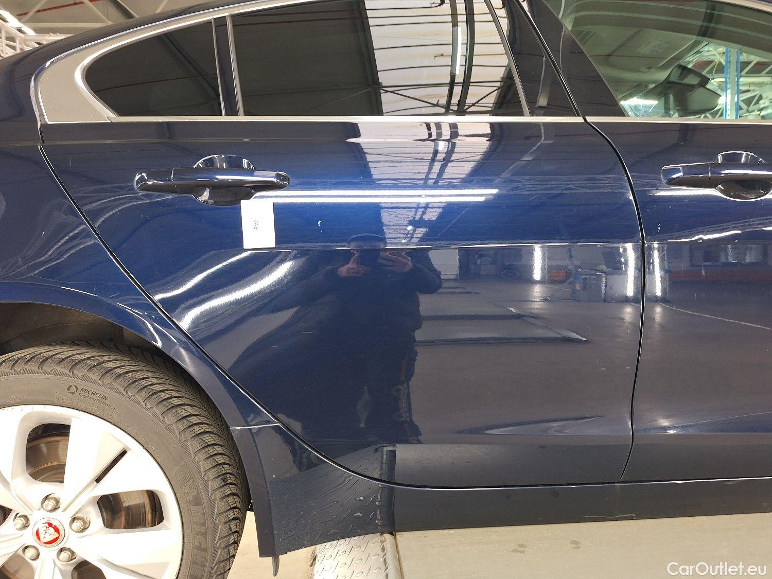  Jaguar  XE Jaguar,  FL'19, Jaguar  D180 Aut. S 4d #18