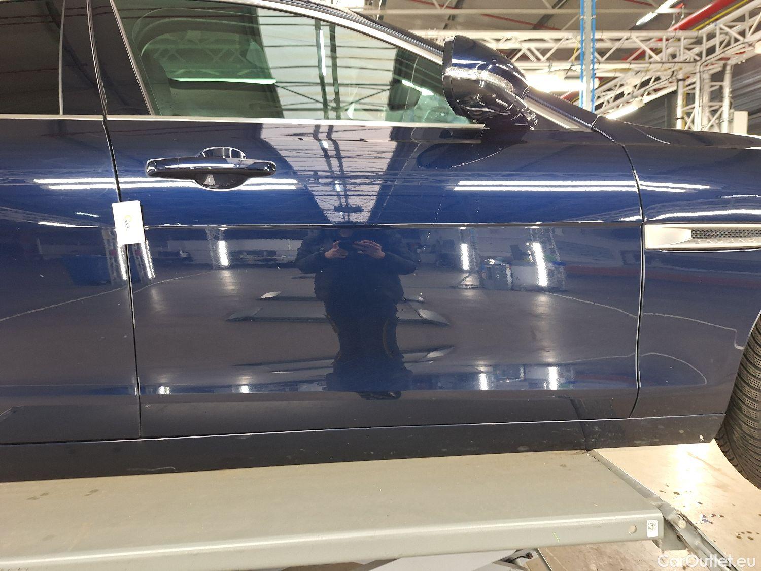  Jaguar  XE Jaguar,  FL'19, Jaguar  D180 Aut. S 4d #15