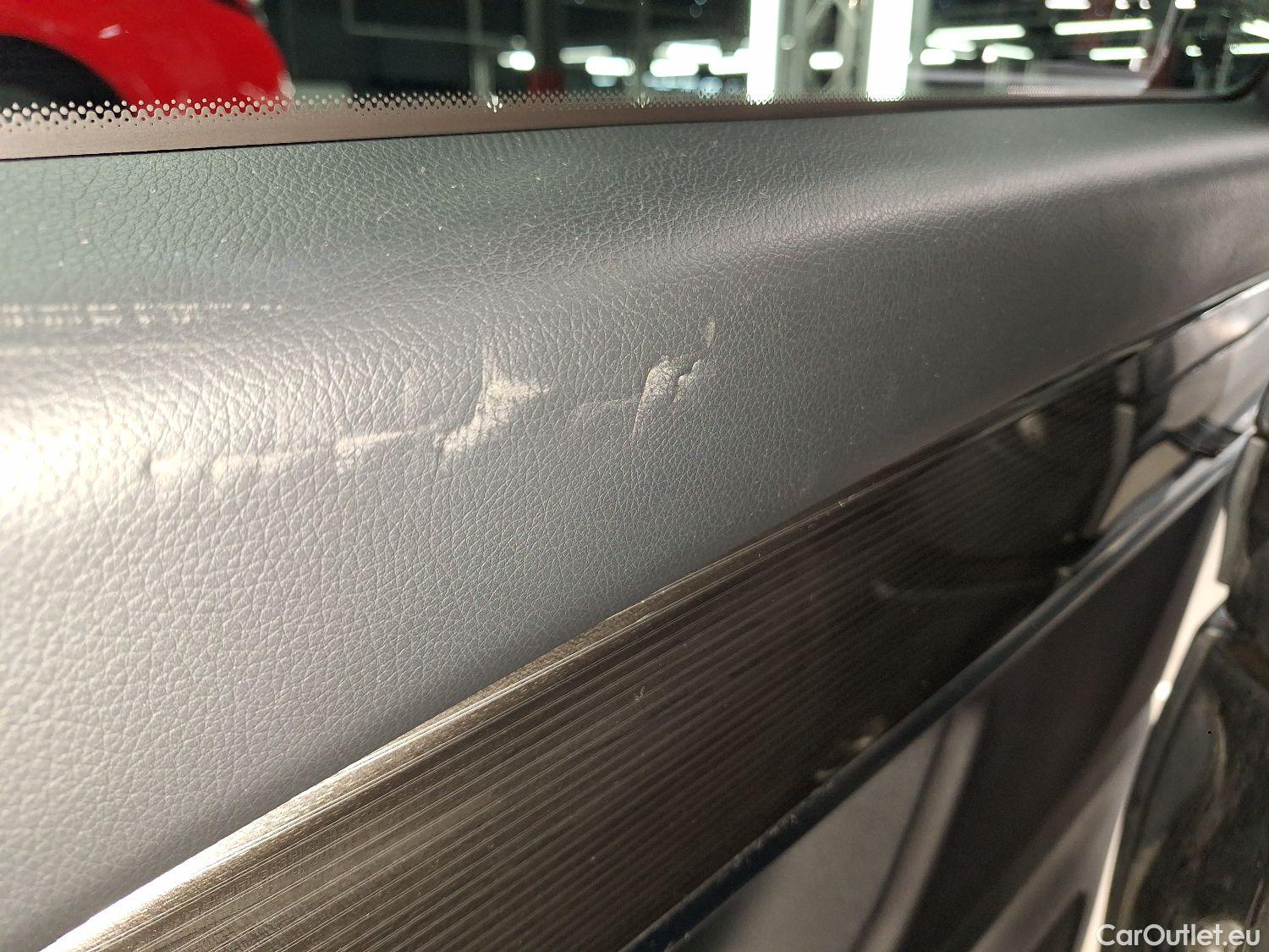  Mercedes  V-Klasse Mercedes, V-Class FL'19, Mercedes-Benz  V 220 d L2 9G-TRONIC Avantg #38