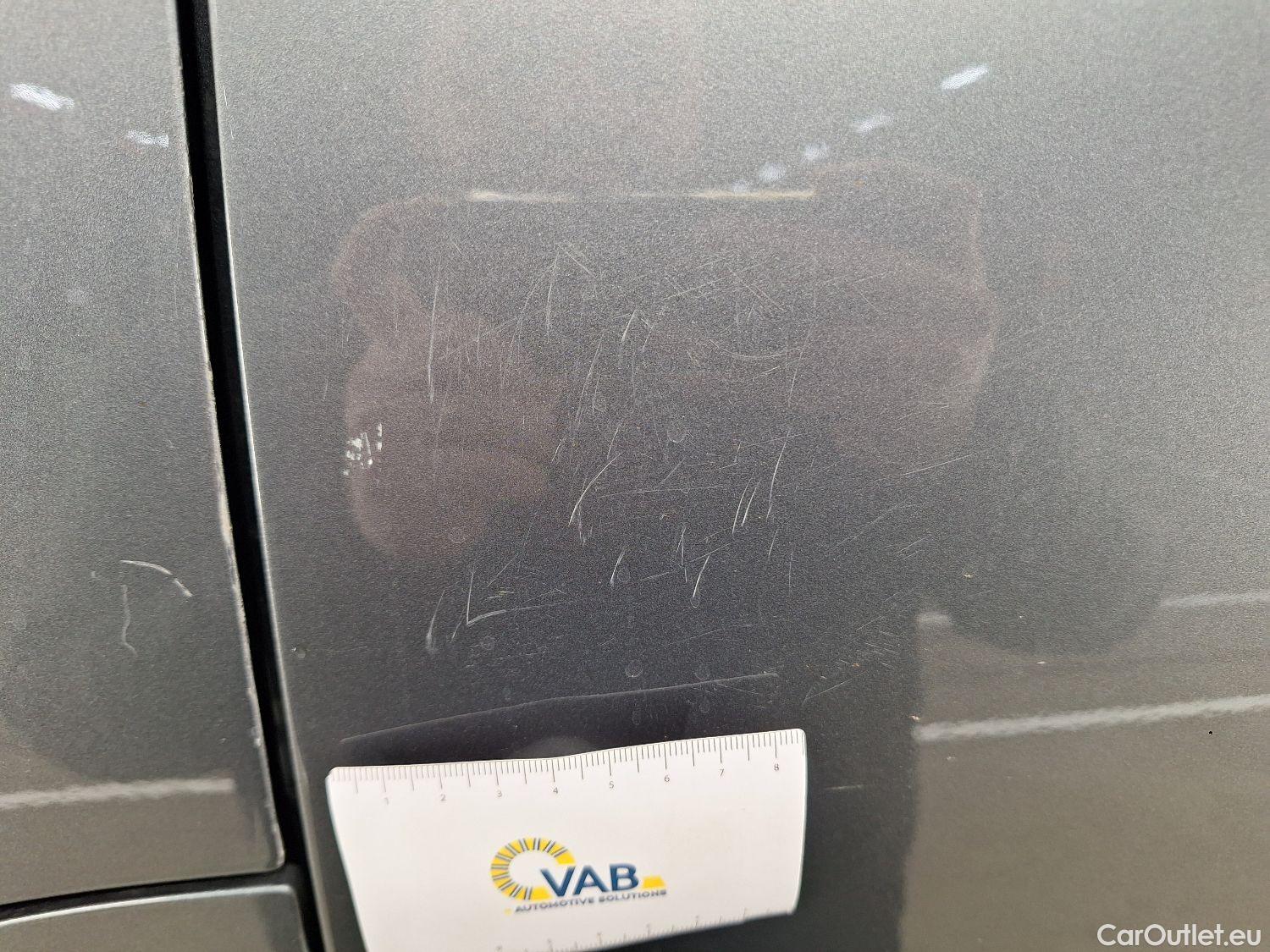  Mercedes  V-Klasse Mercedes, V-Class FL'19, Mercedes-Benz  V 220 d L2 9G-TRONIC Avantg #31