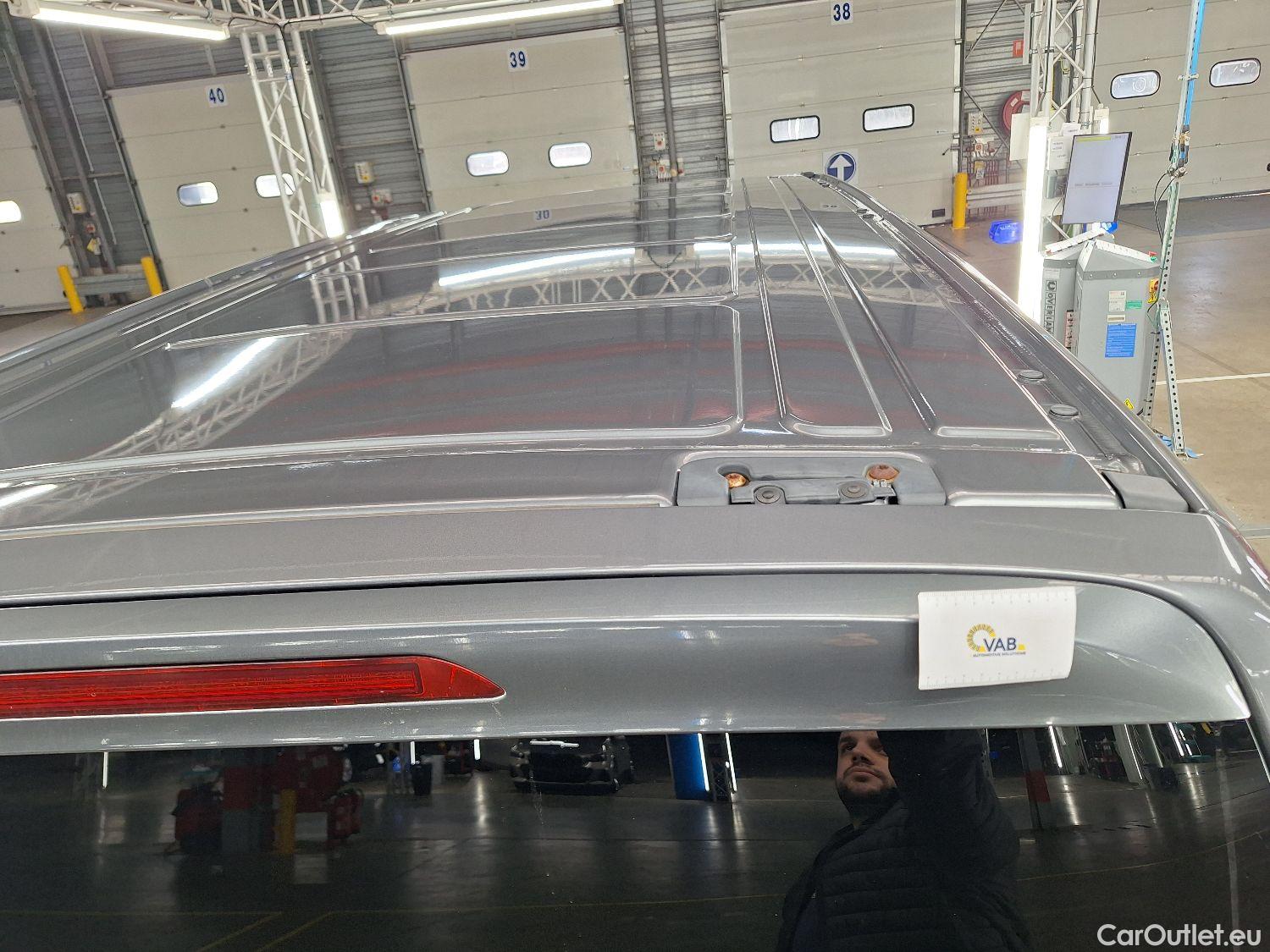  Mercedes  V-Klasse Mercedes, V-Class FL'19, Mercedes-Benz  V 220 d L2 9G-TRONIC Avantg #58