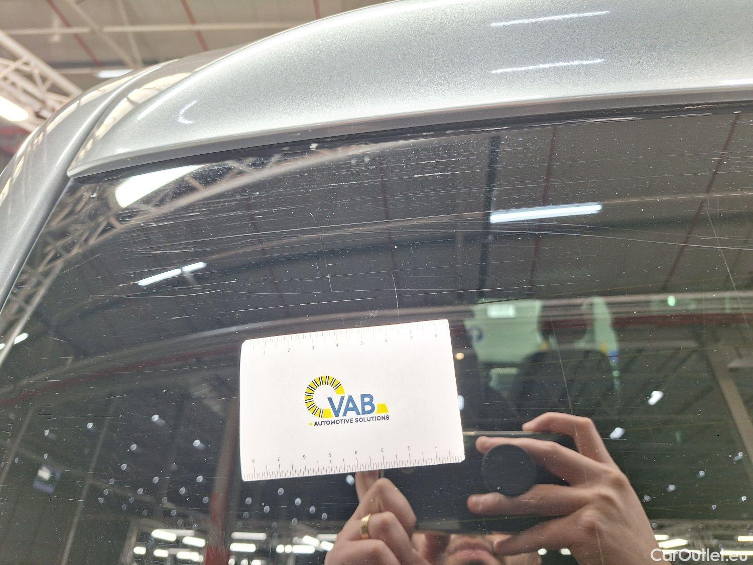  Mercedes  V-Klasse Mercedes, V-Class FL'19, Mercedes-Benz  V 220 d L2 9G-TRONIC Avantg #62