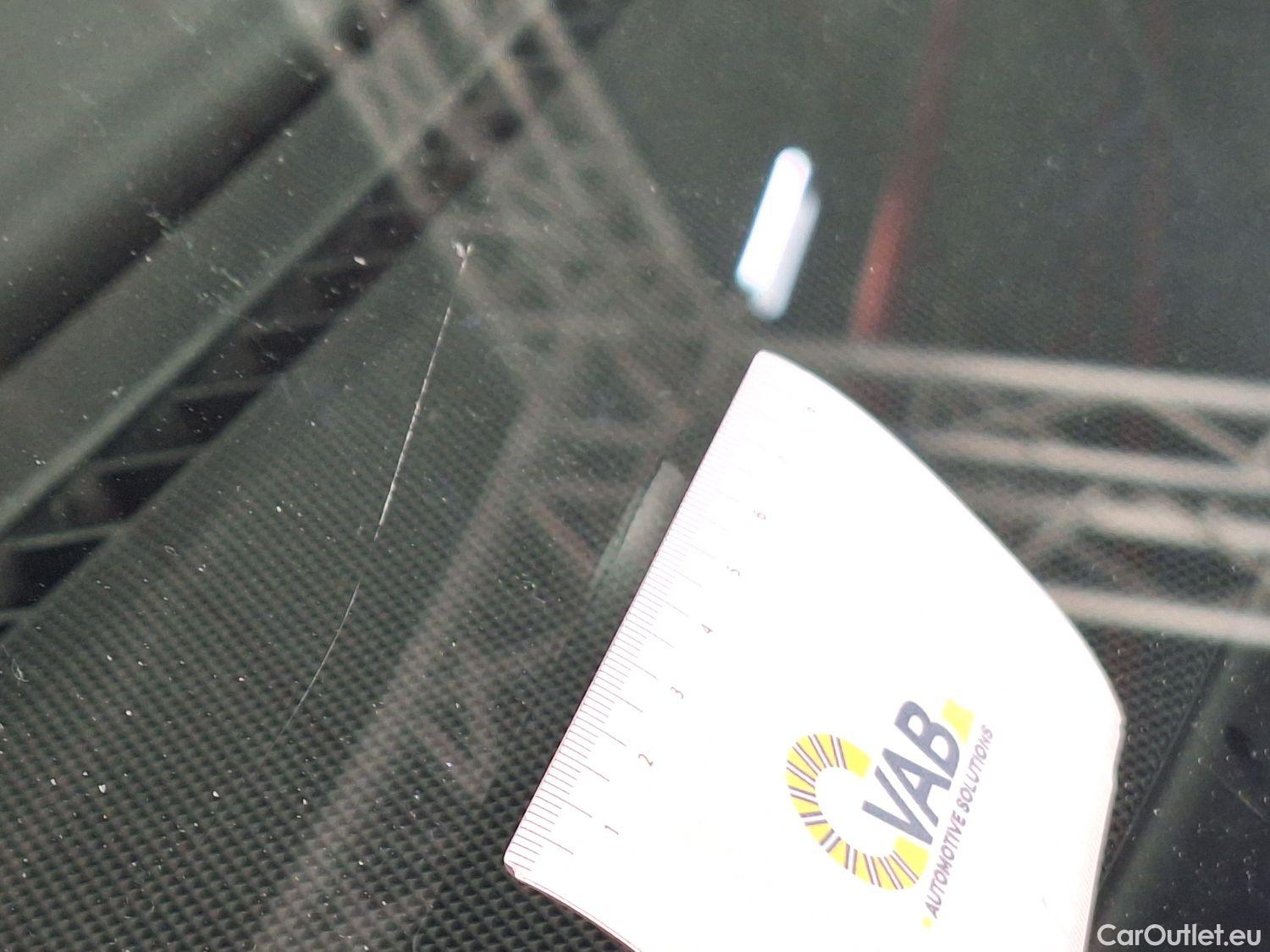  Mercedes  V-Klasse Mercedes, V-Class FL'19, Mercedes-Benz  V 220 d L2 9G-TRONIC Avantg #43