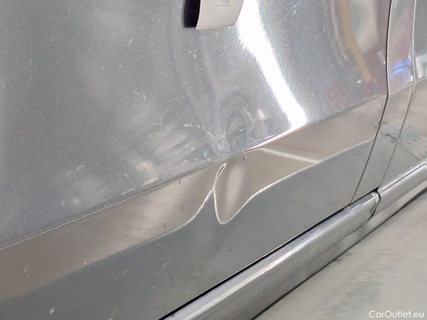  Mercedes  V-Klasse Mercedes, V-Class FL'19, Mercedes-Benz  V 220 d L2 9G-TRONIC Avantg #34