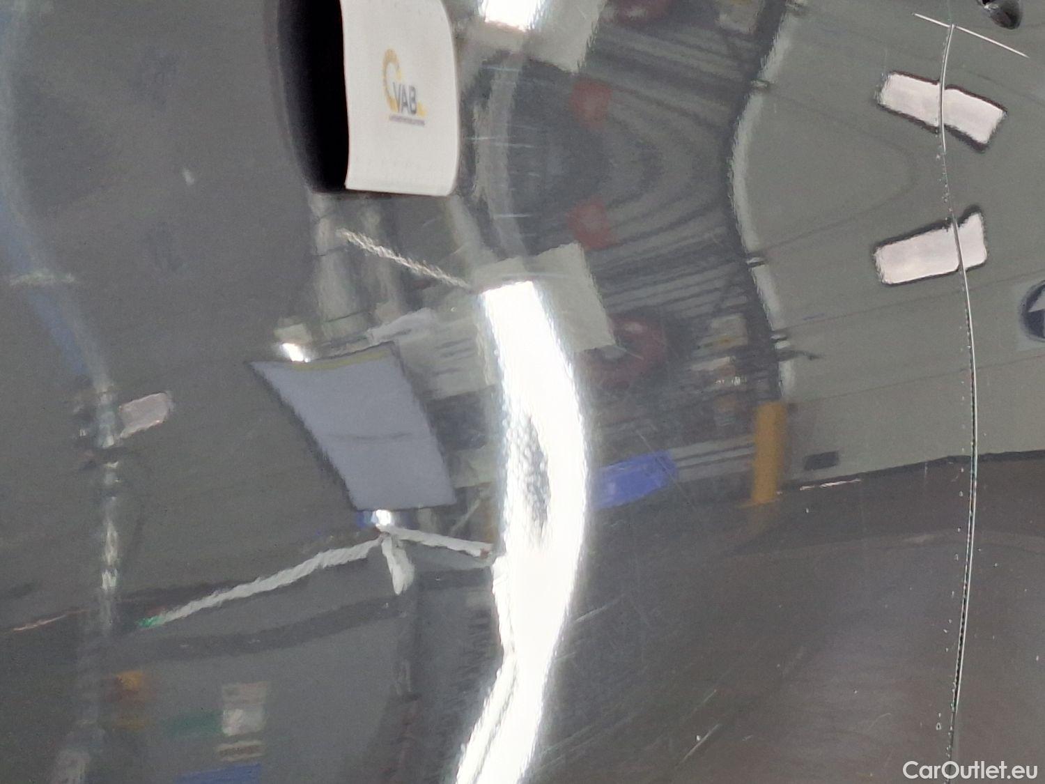  Mercedes  V-Klasse Mercedes, V-Class FL'19, Mercedes-Benz  V 220 d L2 9G-TRONIC Avantg #50