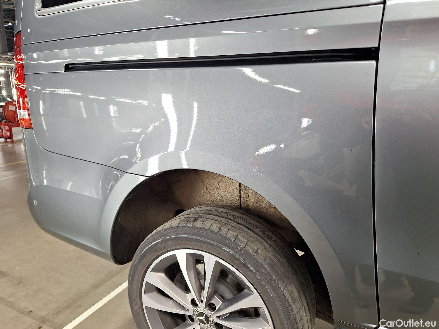  Mercedes  V-Klasse Mercedes, V-Class FL'19, Mercedes-Benz  V 220 d L2 9G-TRONIC Avantg #19