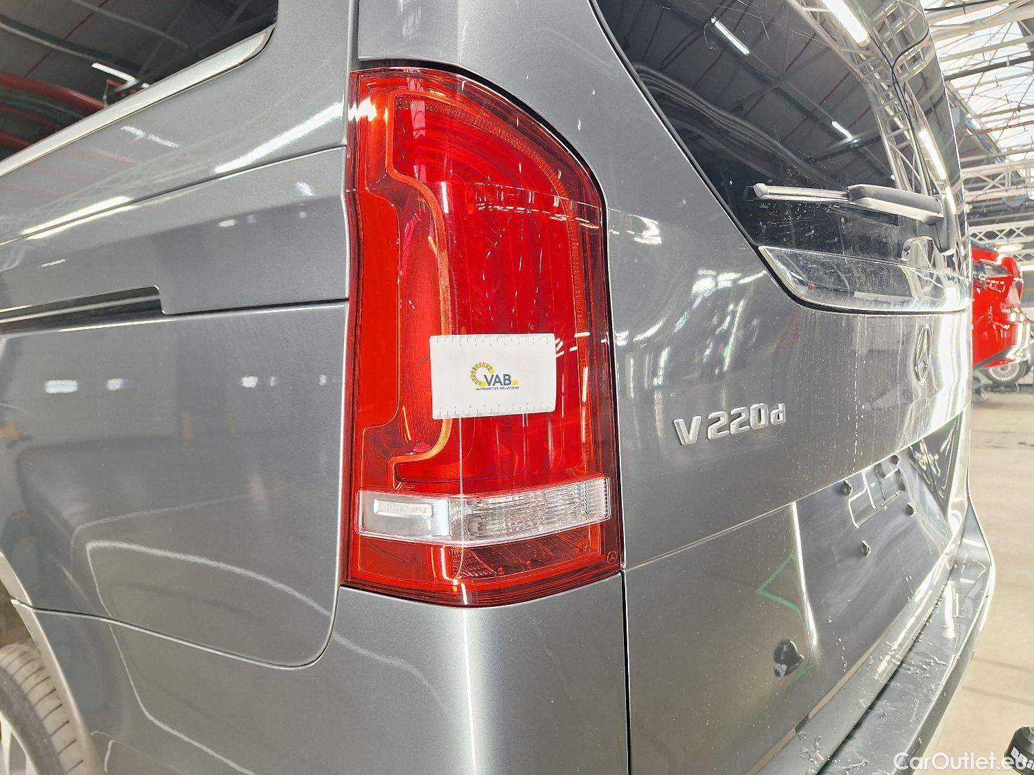  Mercedes  V-Klasse Mercedes, V-Class FL'19, Mercedes-Benz  V 220 d L2 9G-TRONIC Avantg #28