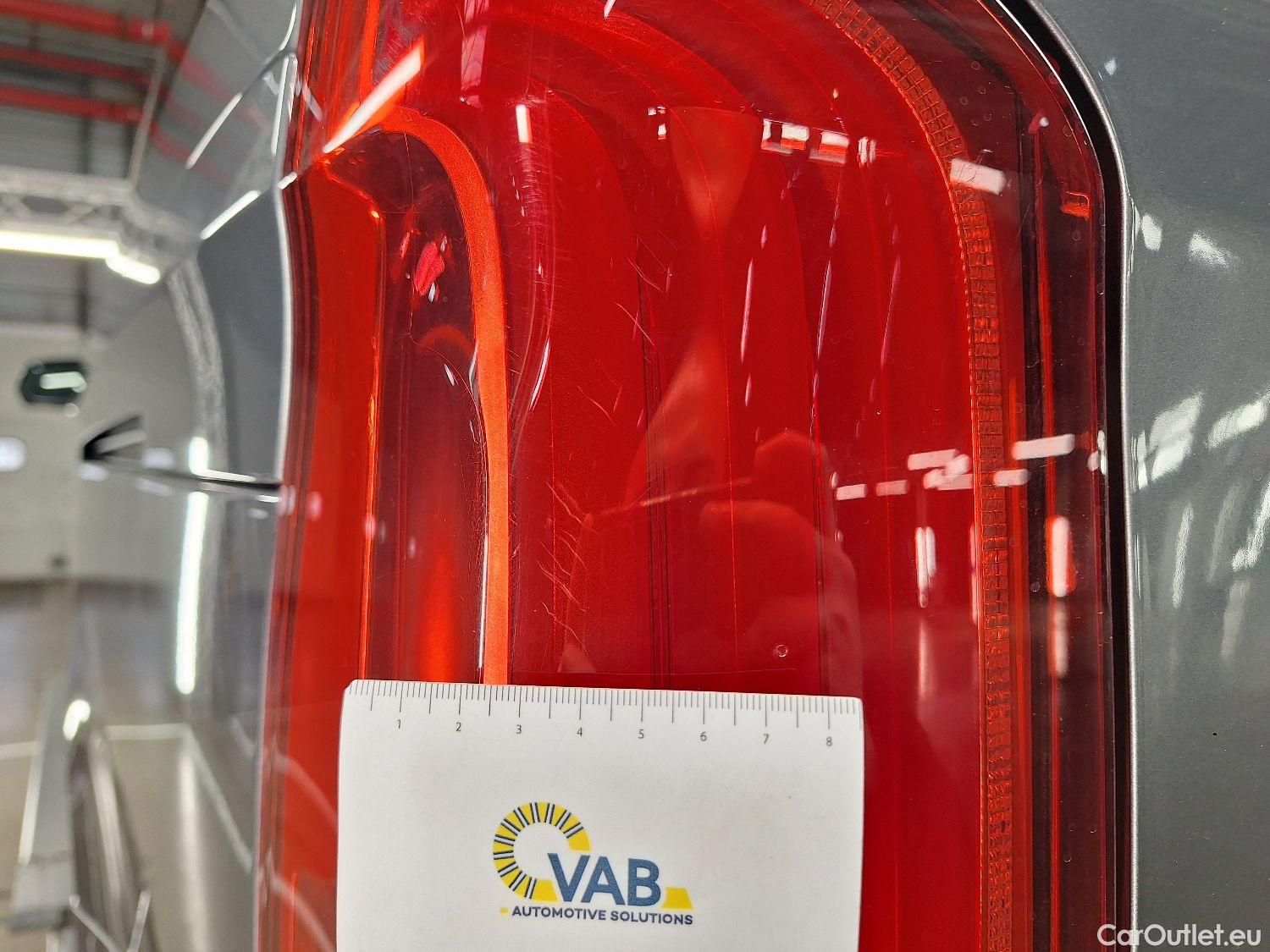  Mercedes  V-Klasse Mercedes, V-Class FL'19, Mercedes-Benz  V 220 d L2 9G-TRONIC Avantg #29