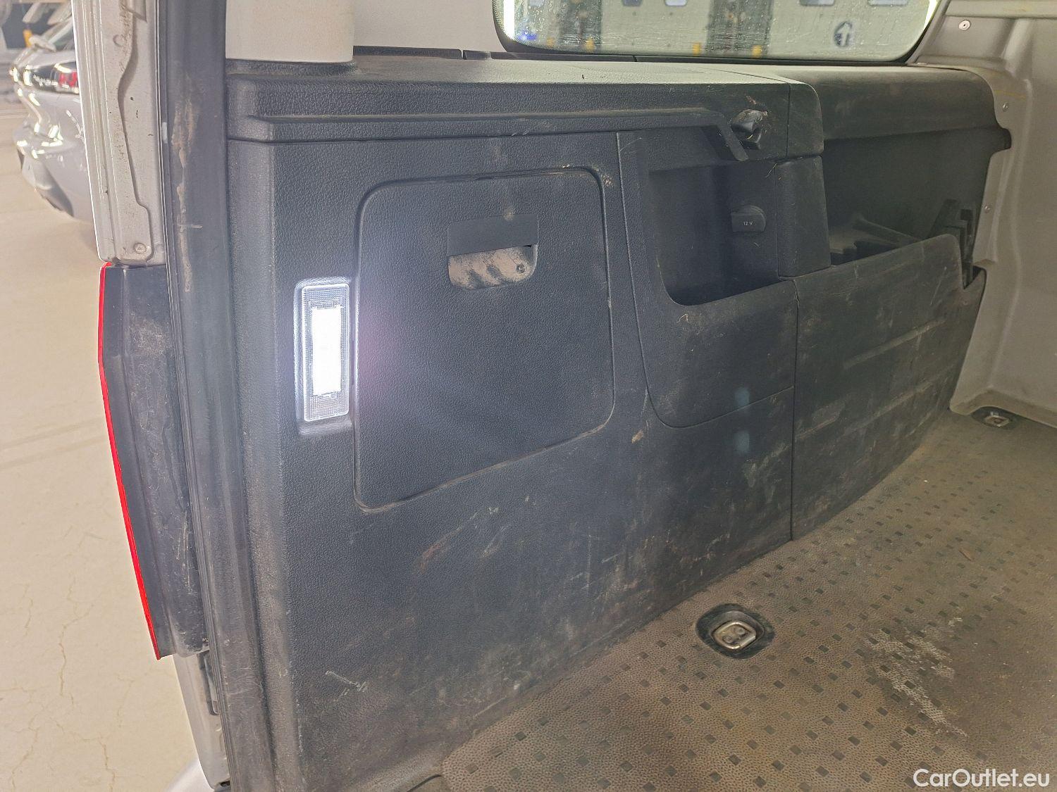  Volkswagen  Caddy VW, _ '15, Volkswagen  CRTDi 2.0 110kW SCR BMT Trendline DC #47