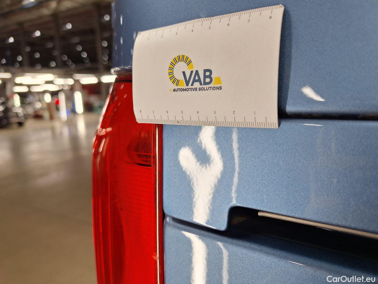  Volkswagen  Caddy VW,  '15, Volkswagen  1.4 TGi 81kW BMT Family 5d #14