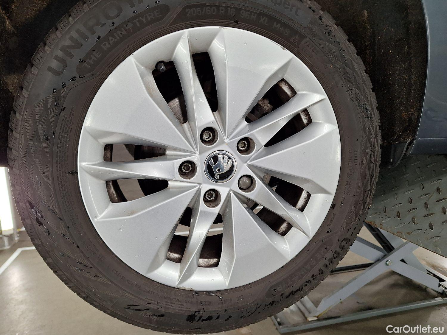  Skoda  Octavia Skoda,  Combi '20, Skoda  Combi 2.0 CRTDI 110kW DSG7 Ambition  #8