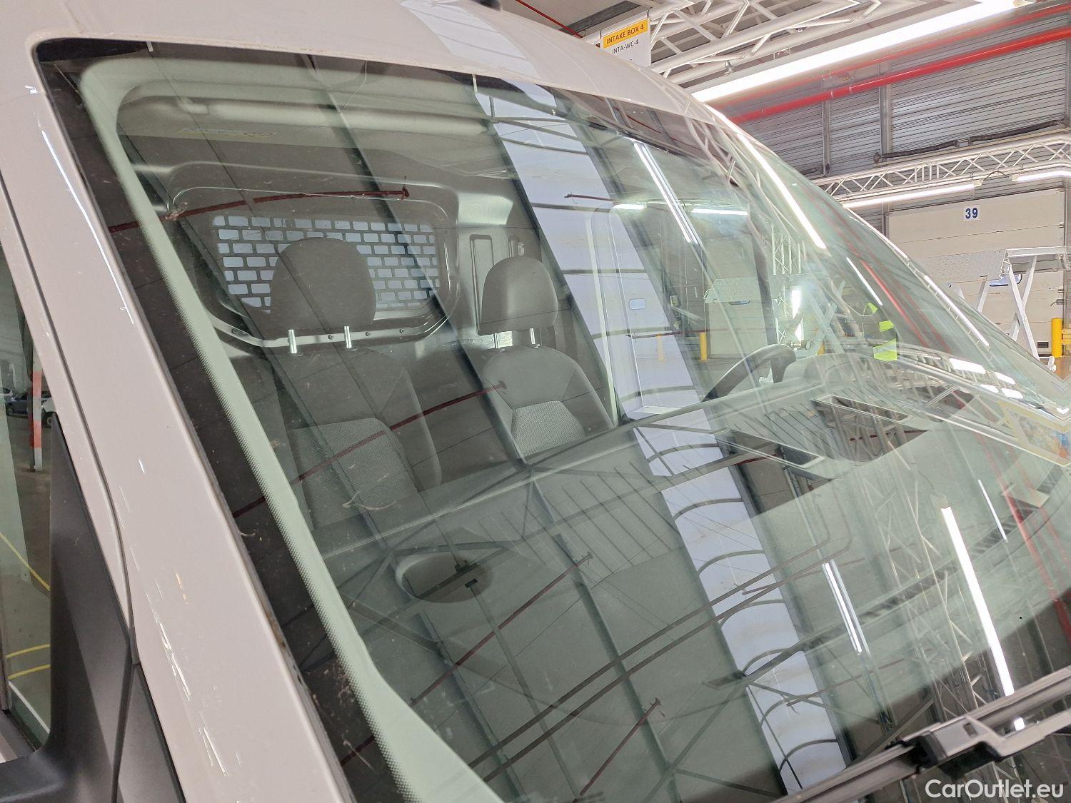  Volkswagen  Crafter VW, _ '17, Volkswagen  35 2.0TDI 103/140 L3H3 4d #33