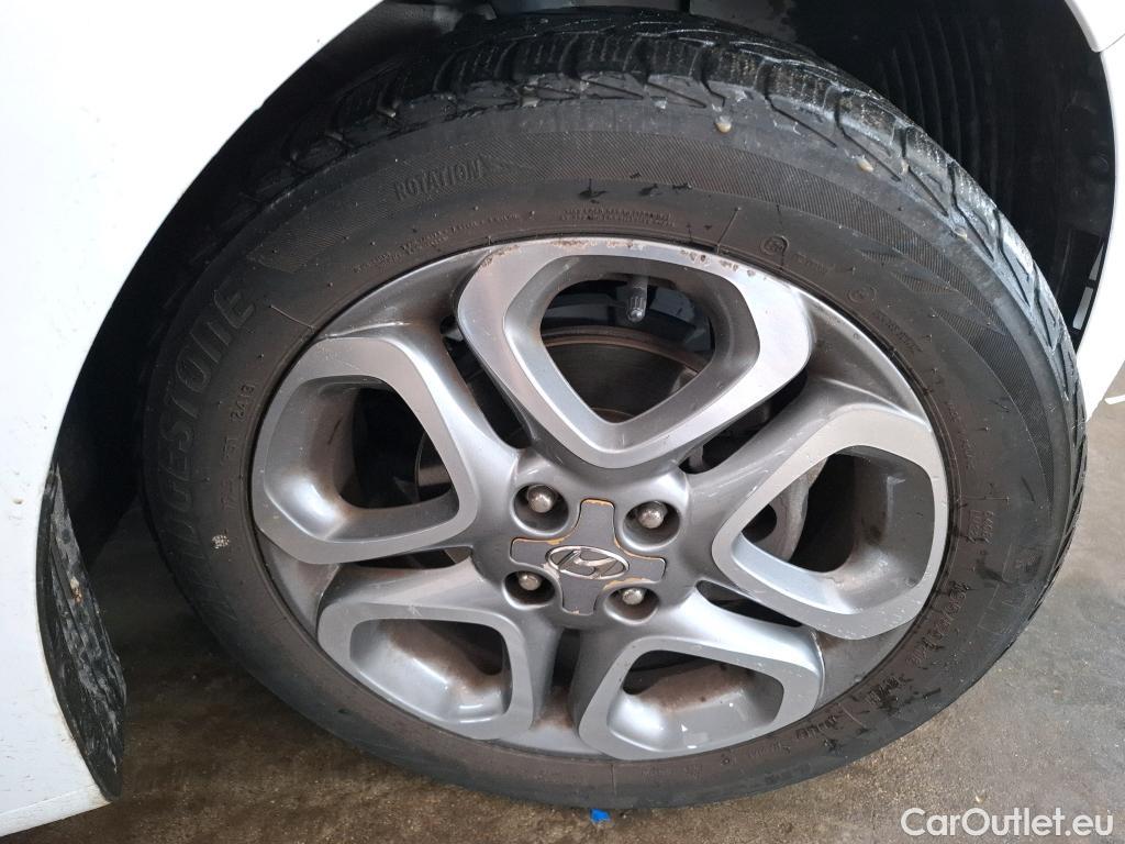  Hyundai  i20  Intuitive 1.2 85CV BVM5 E6 / TRANSFO VP/VF #12