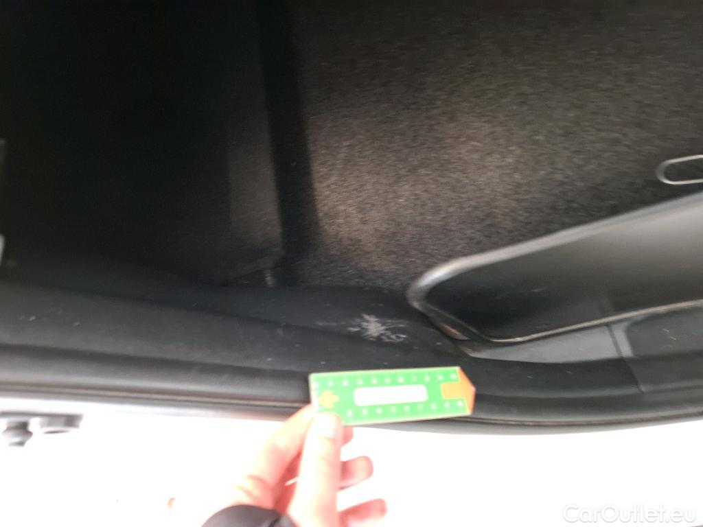  Hyundai  i20  Intuitive 1.2 85CV BVM5 E6 / TRANSFO VP/VF #16