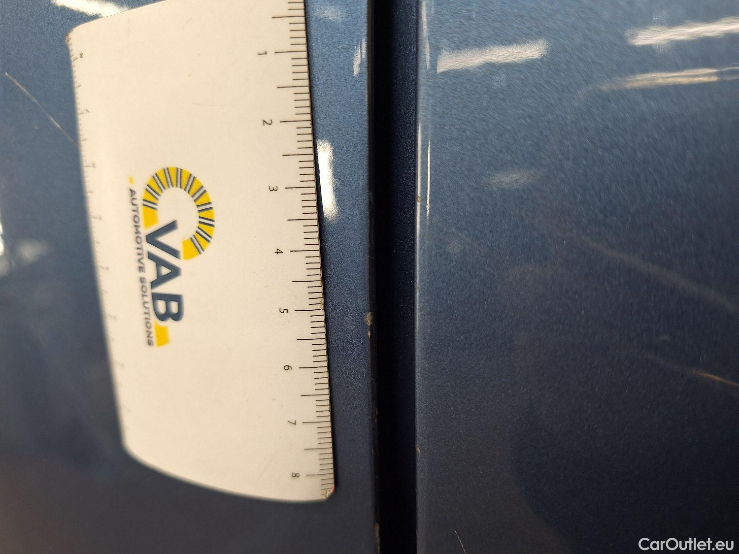  Volkswagen  Caddy VW,  '15, Volkswagen  1.4 TGi 81kW BMT Family 5d #36