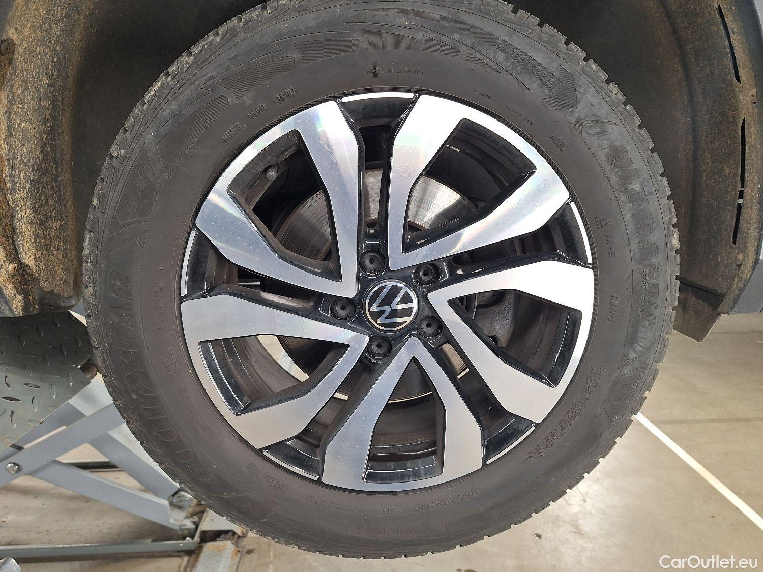  Volkswagen  Tiguan VW,  FL'20, Volkswagen  2.0 TDI 90kW Active 5d #4