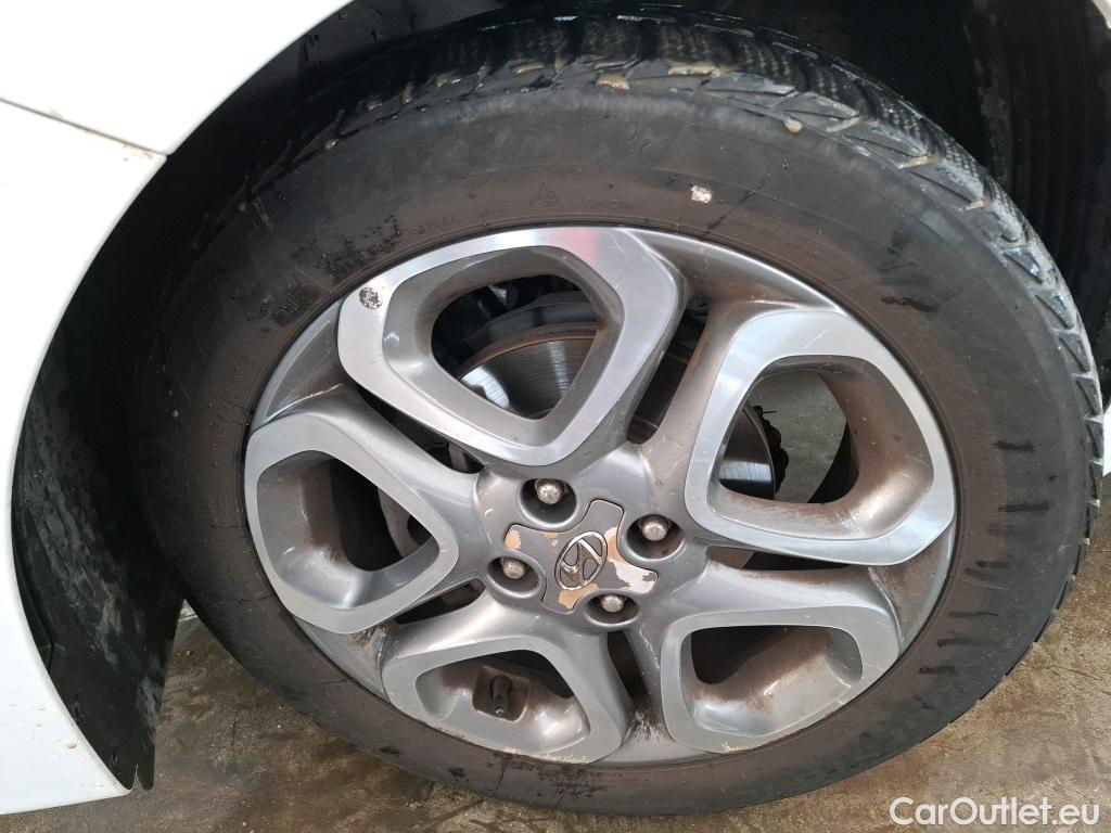  Hyundai  i20  Intuitive 1.2 85CV BVM5 E6 / TRANSFO VP/VF #8